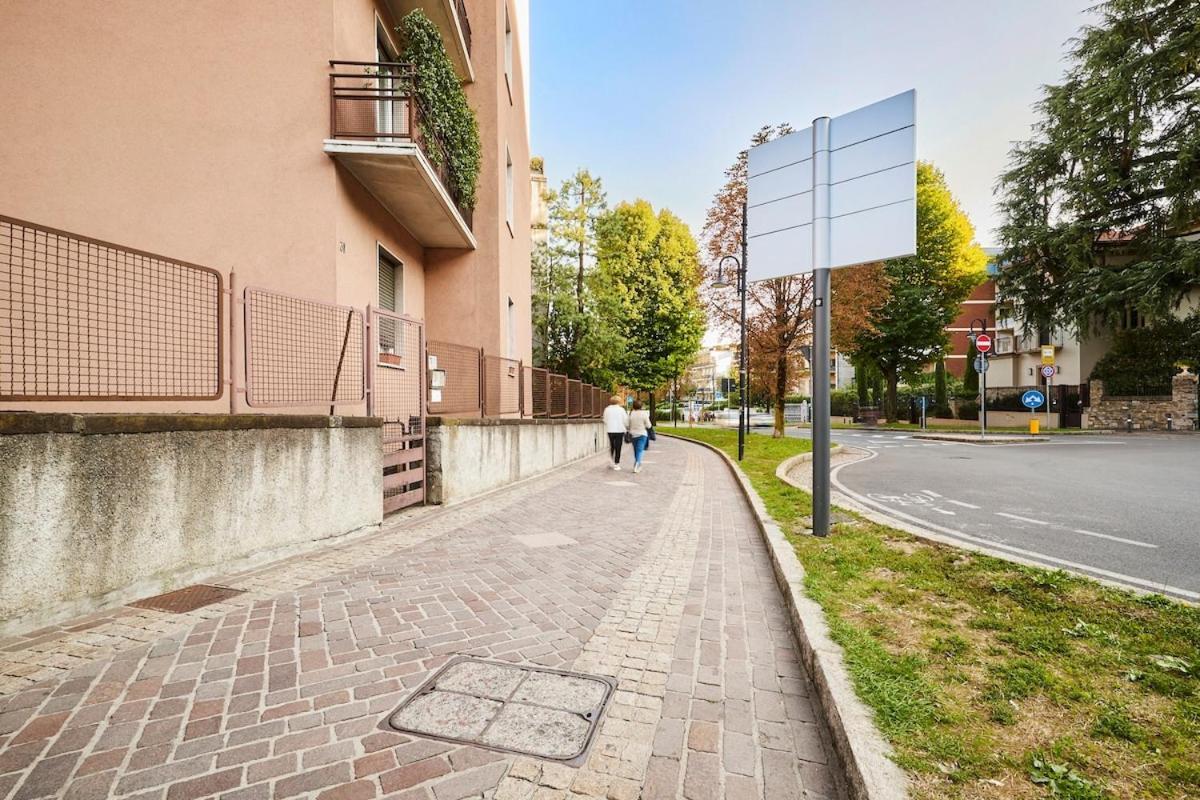 100M Dalla Funicolare Di Citta Alta- 10 Ospiti Bergamo Zewnętrze zdjęcie